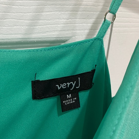 Romper with pockets! - Picture 4 of 5